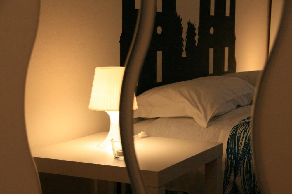 Castelnuovo Rooms #Politeama ปาแลร์โม ภายนอก รูปภาพ