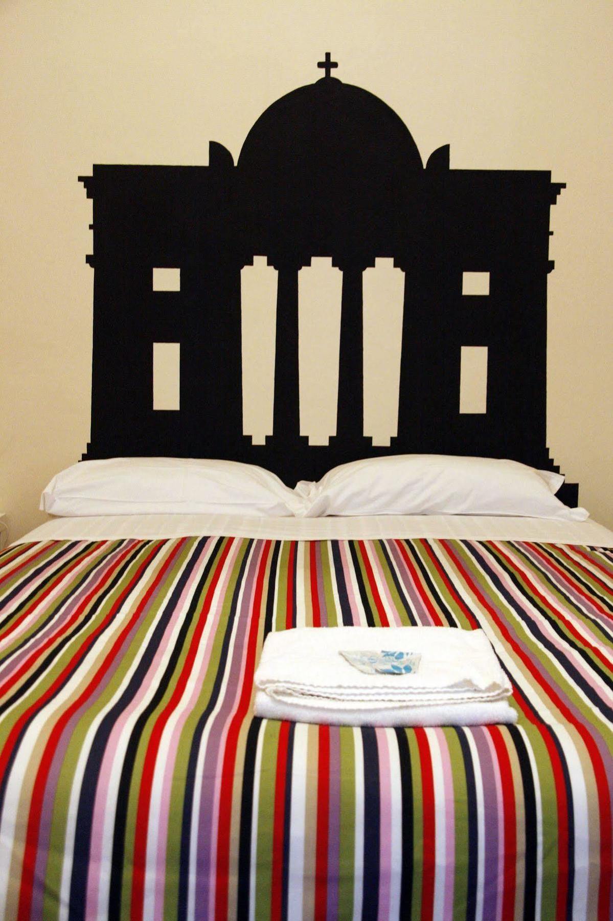 Castelnuovo Rooms #Politeama ปาแลร์โม ภายนอก รูปภาพ