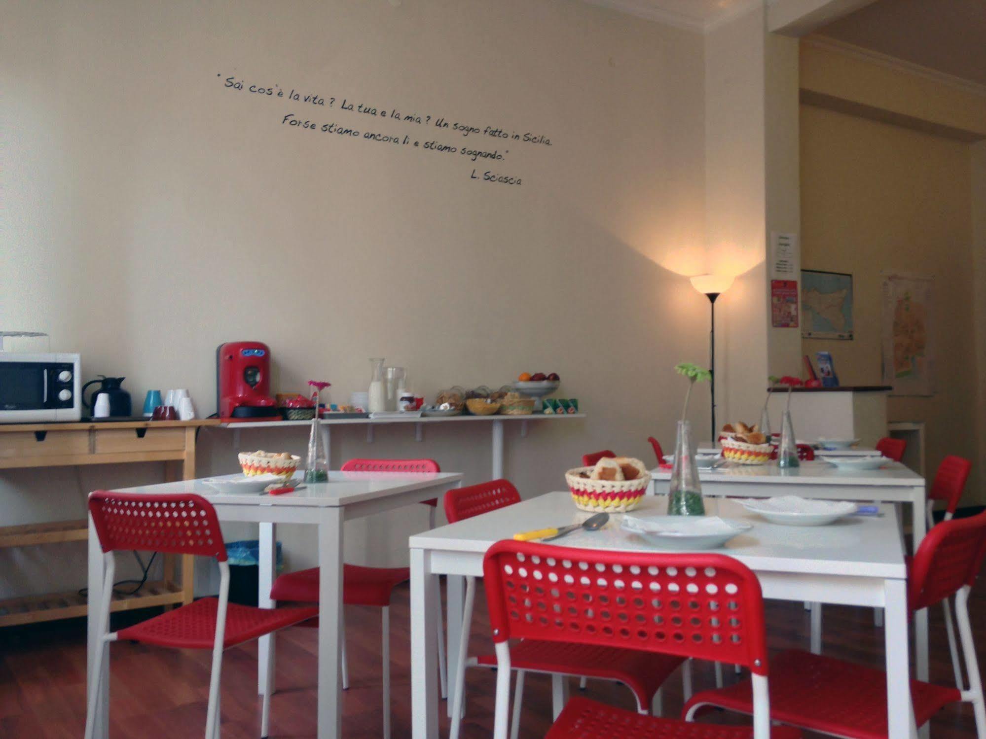Castelnuovo Rooms #Politeama ปาแลร์โม ภายนอก รูปภาพ