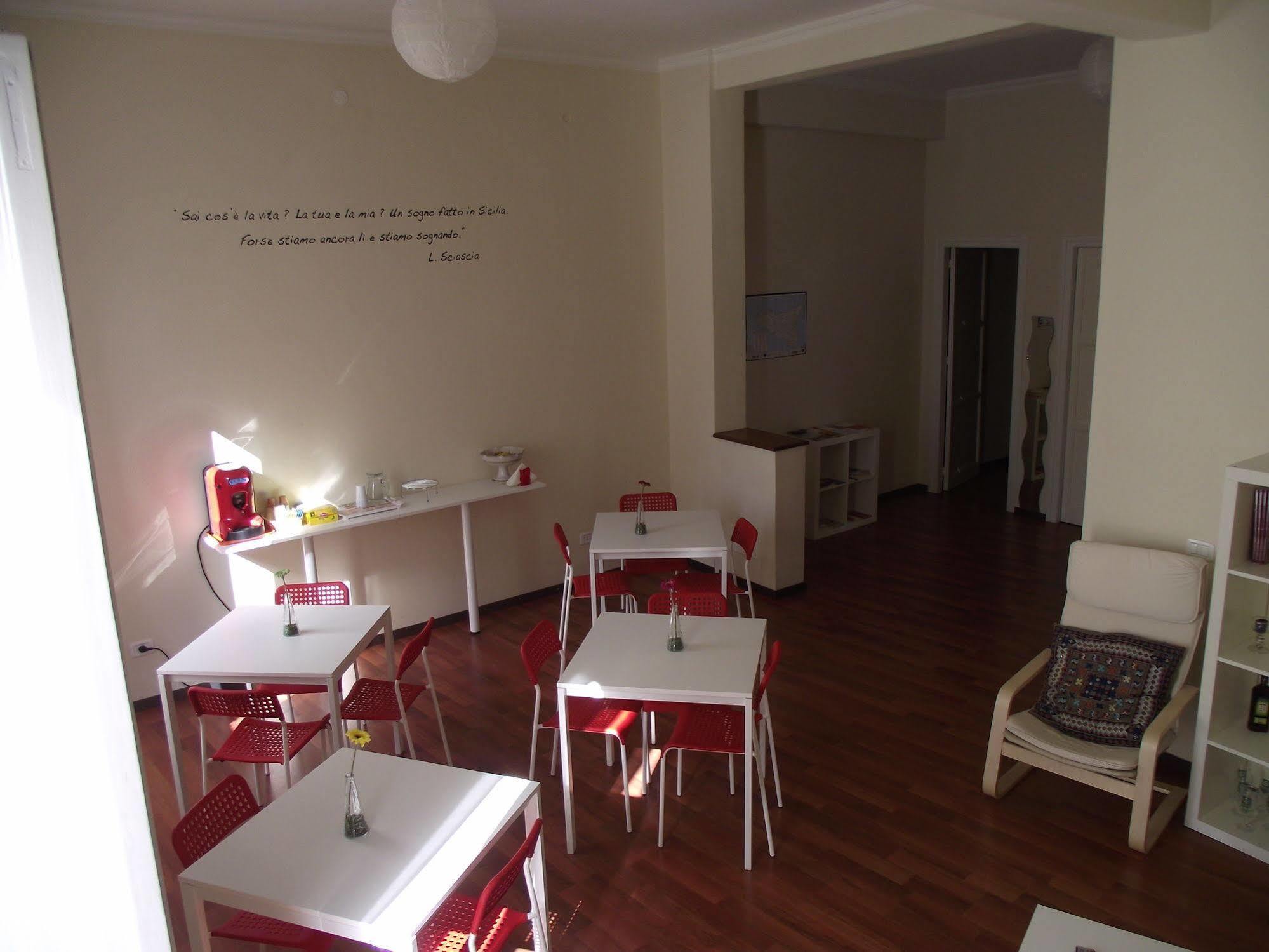 Castelnuovo Rooms #Politeama ปาแลร์โม ภายนอก รูปภาพ